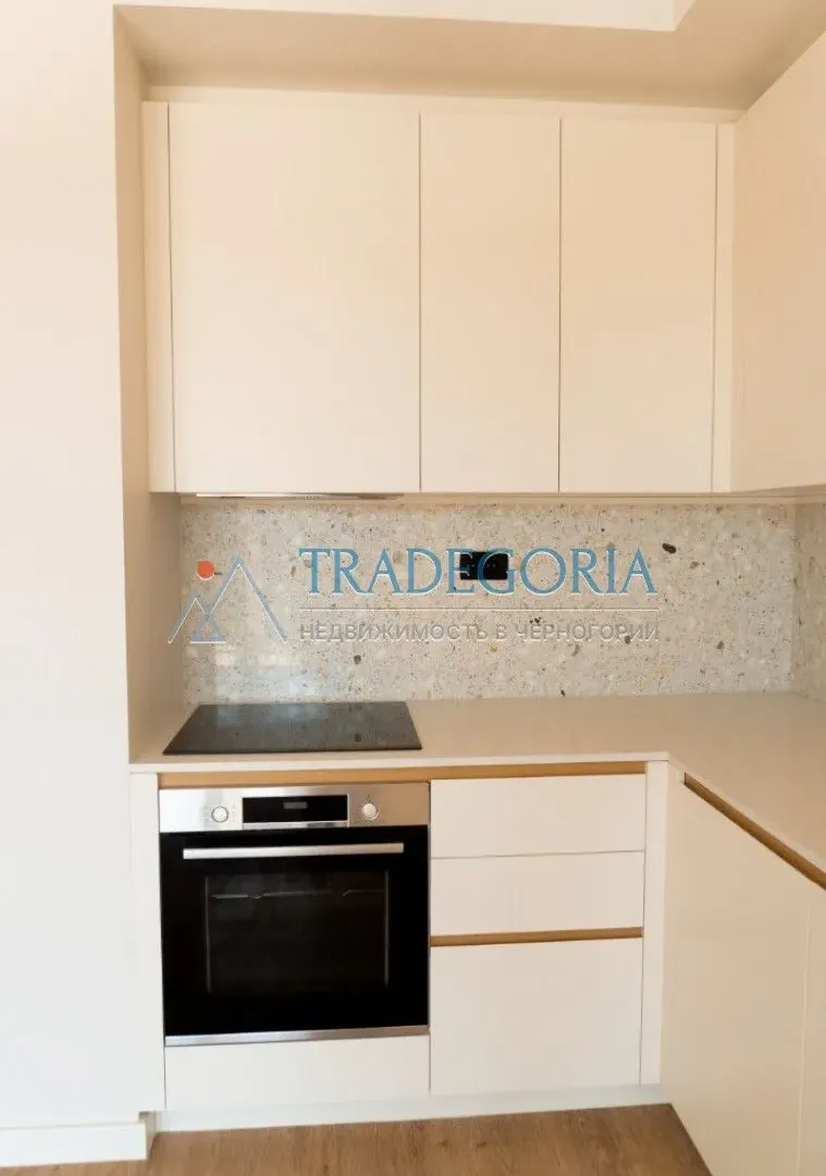 Prodaja, dvosoban stan, 89m², Tivat, Crna Gora
