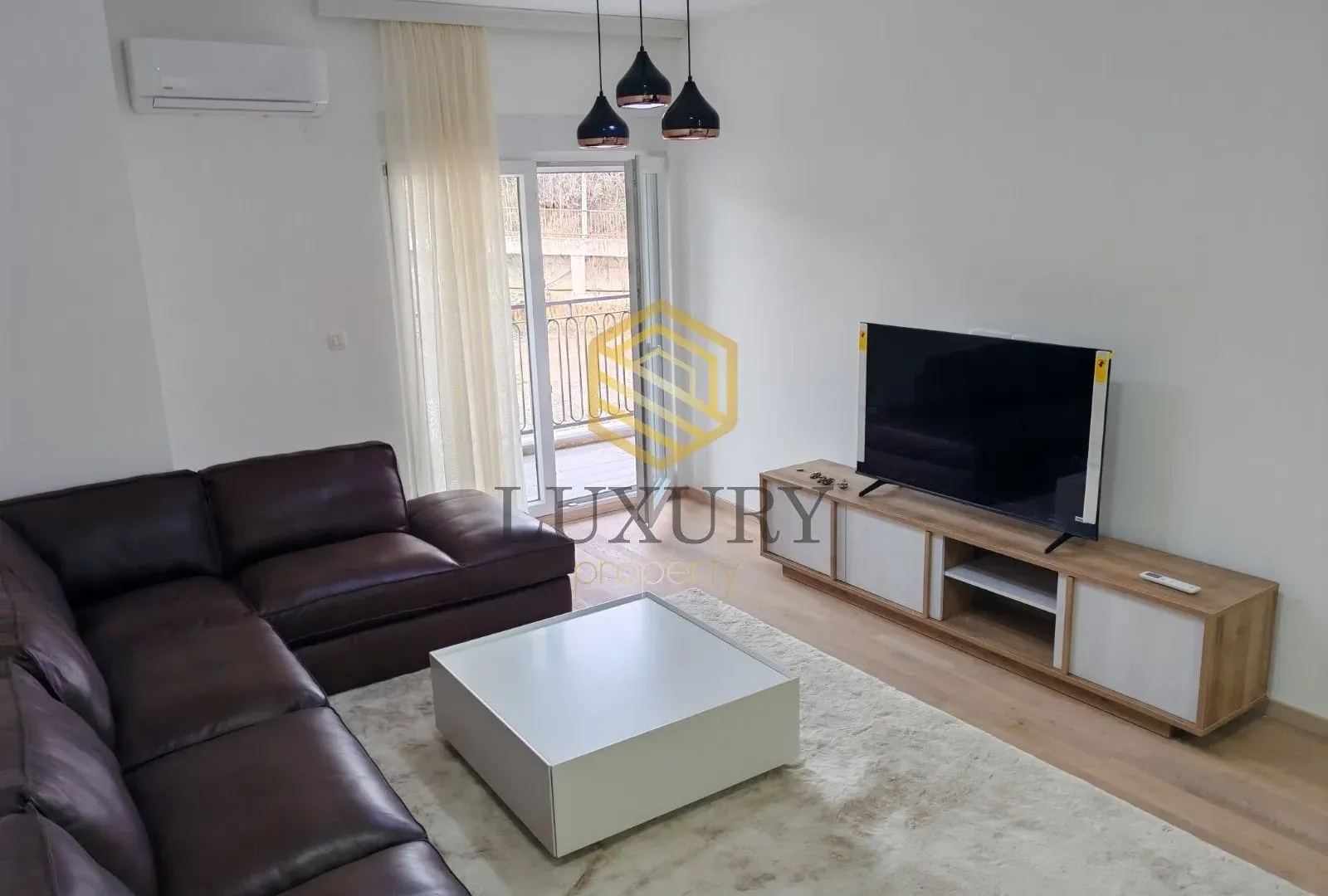 Izdavanje, dvosoban stan, 80m², Preko Morače, Podgorica