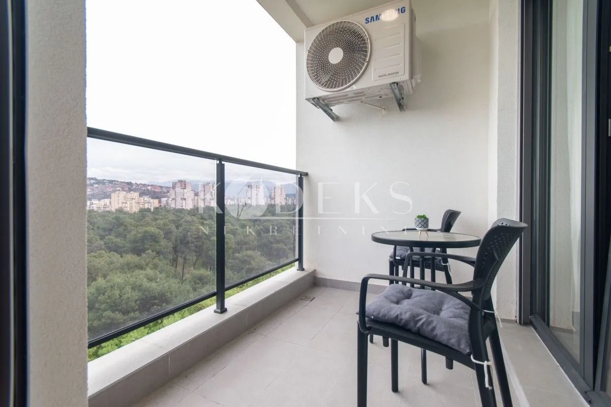 Rent, two bedroom apartment, 72m², City Kvart, Podgorica