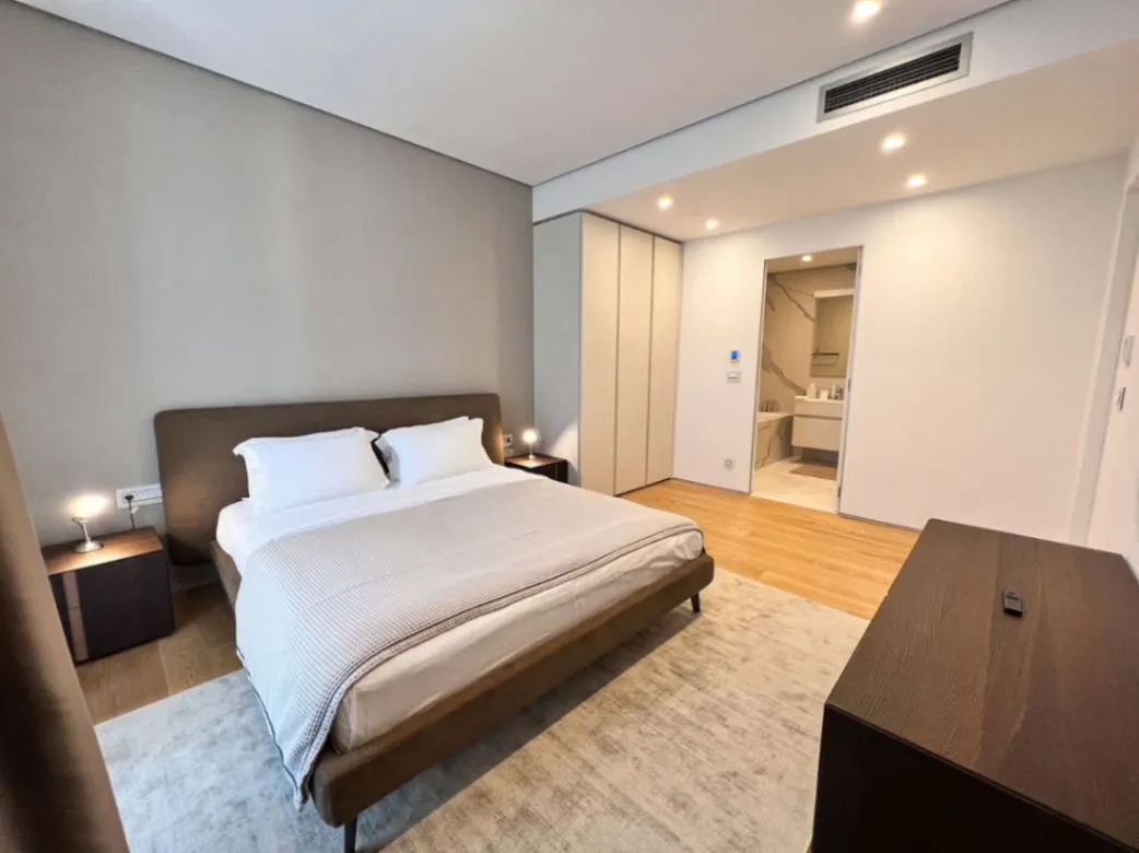 Sale, four bedroom apartment, 511m², Dukley Gardens, Budva