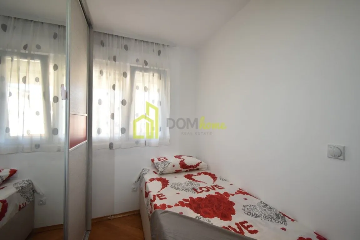 Izdavanje, dvosoban stan, 60m², Centar, Podgorica