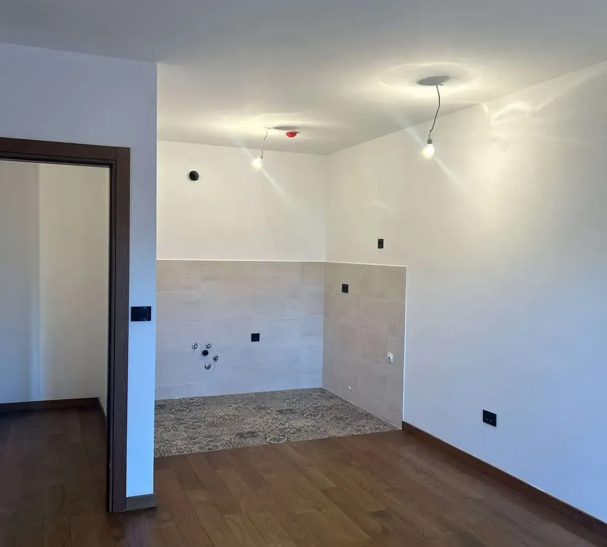 Izdavanje, jednosoban stan, 51m², Ljubović, Podgorica
