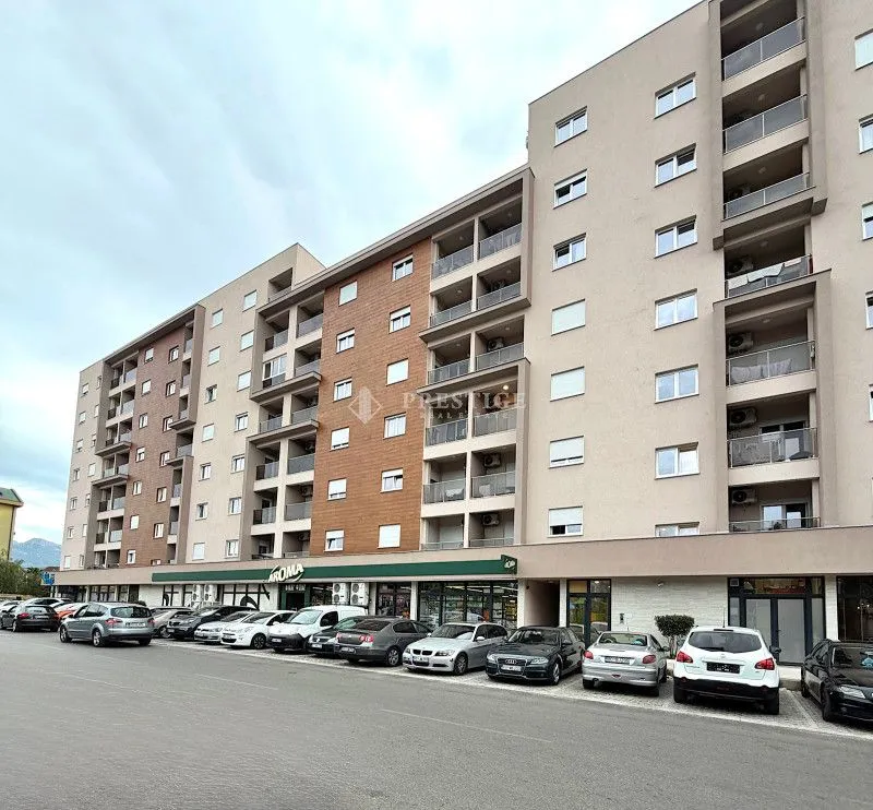 Rent, one bedroom apartment, 46m², Stari Aerodrom, Podgorica