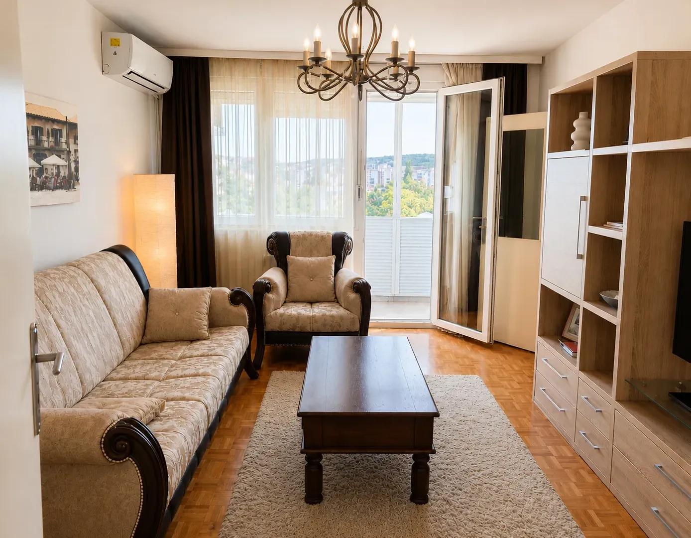 Izdavanje, dvosoban stan, 70m², Pobrežje, Podgorica