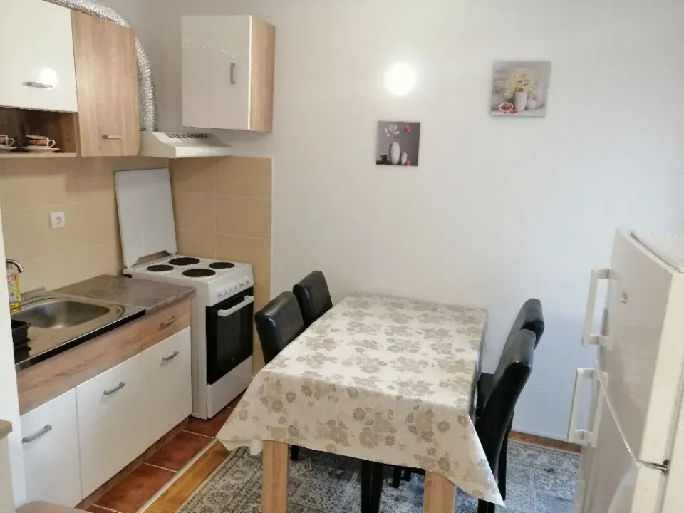 Rent, studio apartment, 28m², Centar, Vrnjačka Banja