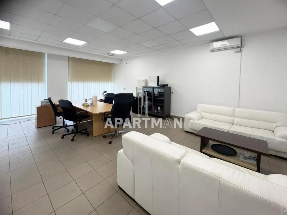 Izdavanje, poslovni prostor, 297m², Gradska Bolnica, Zvezdara Sve Podlokacije