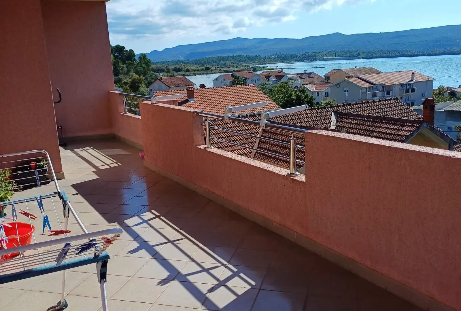 Rent, two bedroom apartment, 106m², Bonići, Tivat