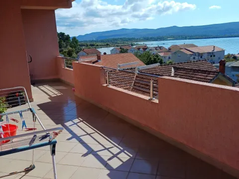 Rent, two bedroom apartment, 106m², Bonići, Tivat - image 19