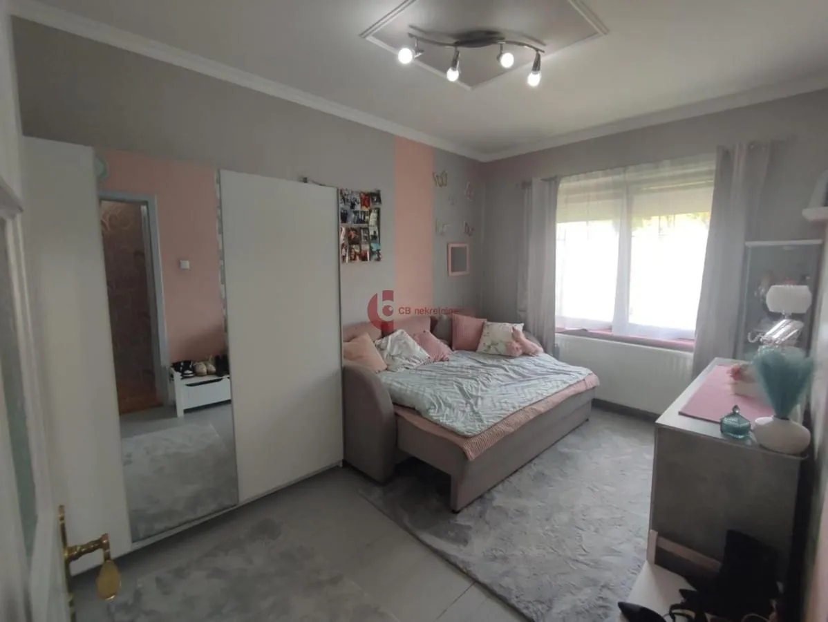 Prodaja, kuća, 300m², Hajdukovo, Subotica