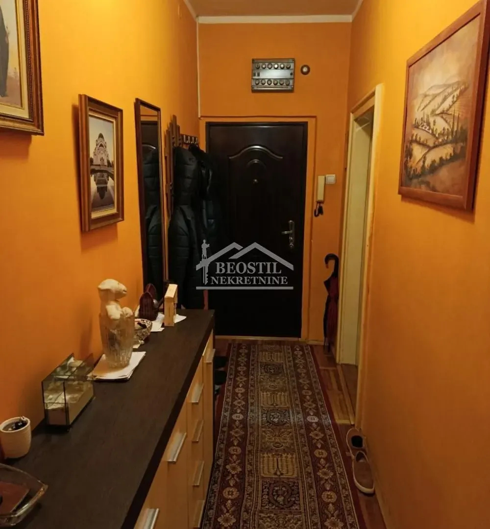Sale, two bedroom apartment, 56m², Vračar Sve Podlokacije, Beograd