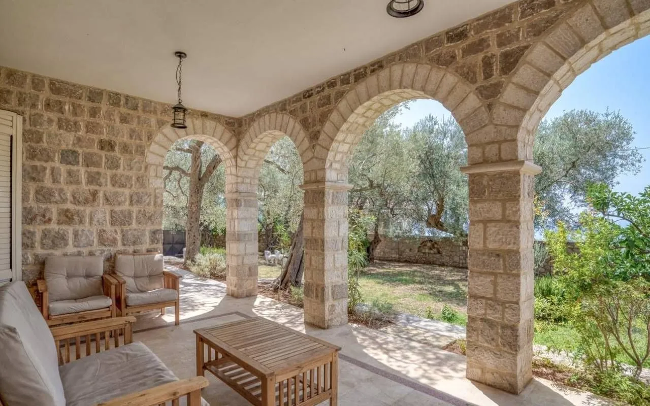 Sale, house, 500m², Reževići, Budva