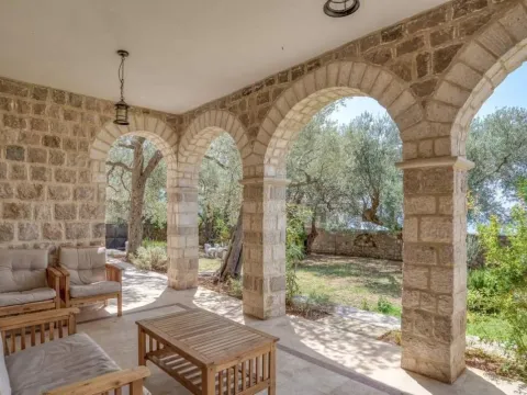 Prodaja, kuća, 500m², Reževići, Budva - image 10