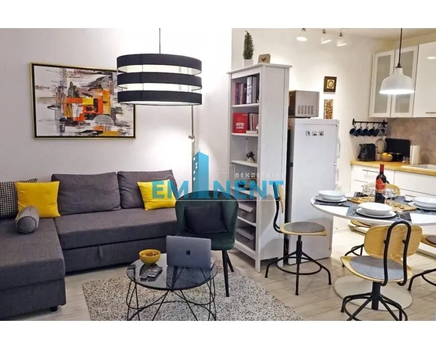 Rent, apartment, 34m², Stari Grad, Beograd