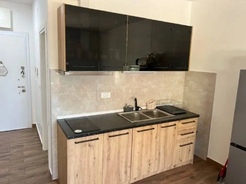 Rent, two bedroom apartment, 71m², Topolica, Bar