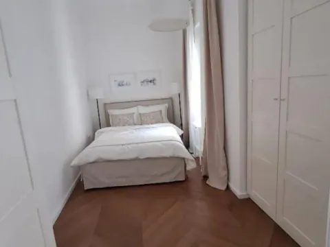 Sale, three bedroom apartment, 110m², Zeleni Venac, Beograd - image 9