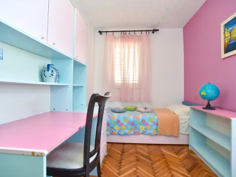 Prodaja, trosoban stan, 130m², Budva, Crna Gora - image 12