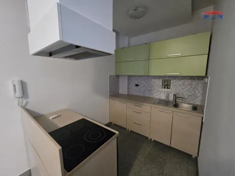 Rent, office space, 47m², Centar, Novi Sad - image 4