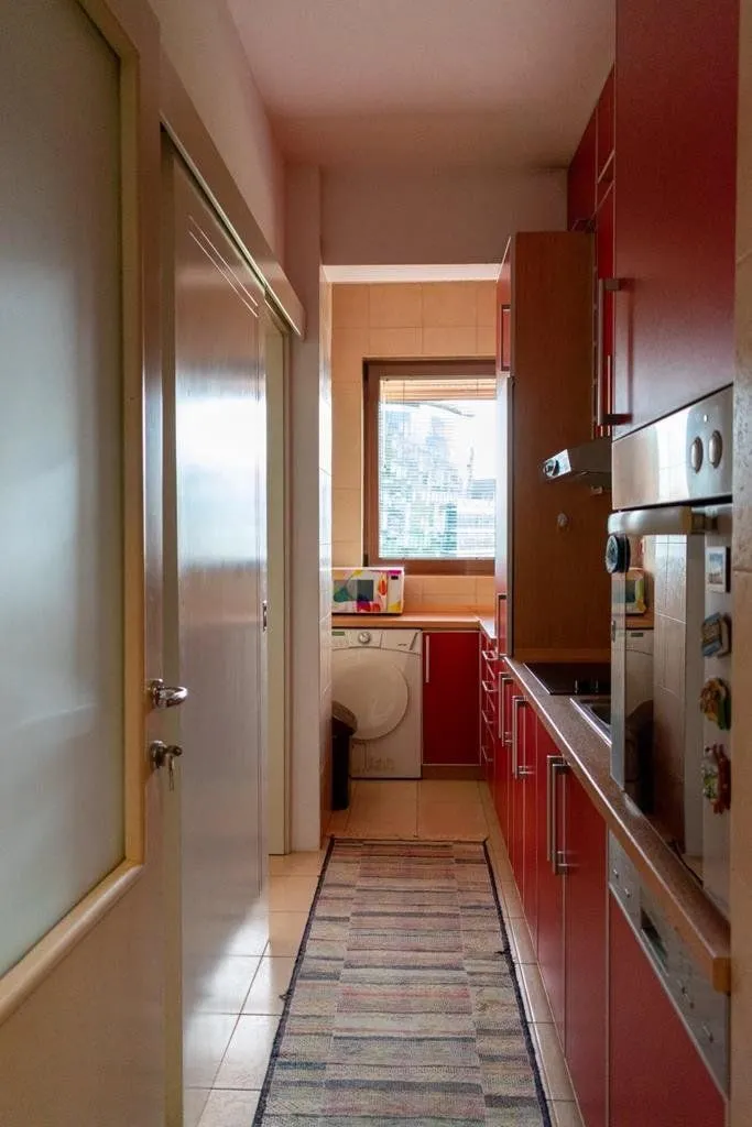 Izdavanje, trosoban stan, 89m², Preko Morače, Podgorica