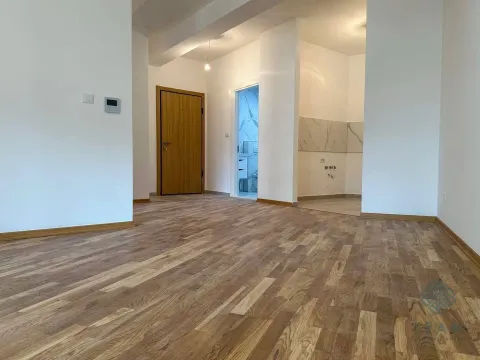 Prodaja, jednosoban stan, 57m², City Kej, Podgorica - image 4