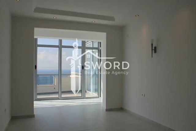 Prodaja, trosoban stan, 241m², Dobre Vode, Bar