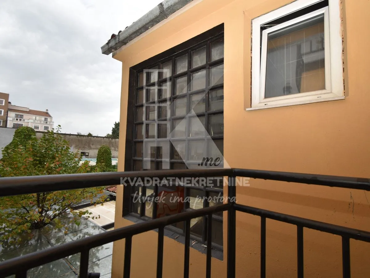 Prodaja, kuća, 217m², Centar, Podgorica
