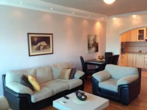 Izdavanje, dvosoban stan, 79m², Preko Morače, Podgorica - image 10