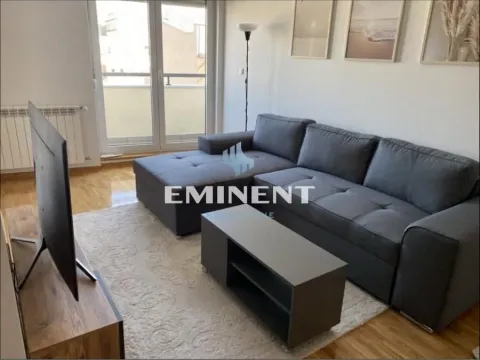 Izdavanje, dvosoban stan, 44m², Đeram Pijaca, Beograd - image 2