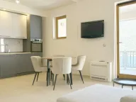 Prodaja, dvosoban stan, 106m², Dobrota, Kotor - image 4