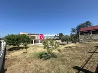 Izdavanje, kuća, 230m², Zagorič, Podgorica - image 3