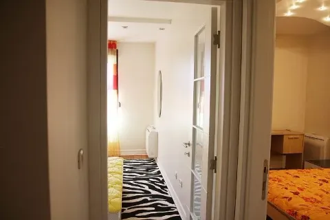 Izdavanje, dvosoban stan, 85m², Preko Morače, Podgorica - image 9