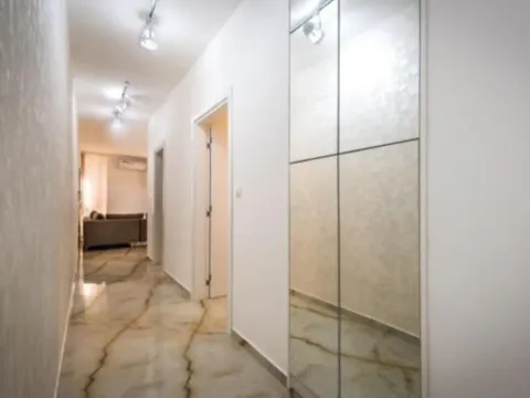 Sale, one bedroom apartment, 54m², Rafailovići, Budva - image 11