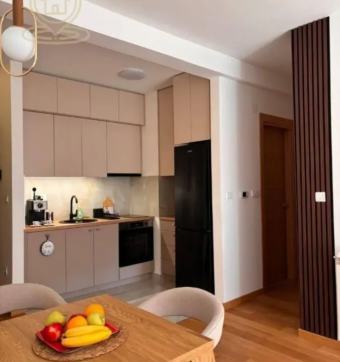 Izdavanje, dvosoban stan, 50m², Voždovac Sve Podlokacije, Beograd