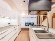 Prodaja, trosoban stan, 308m², Centar, Budva - image 10