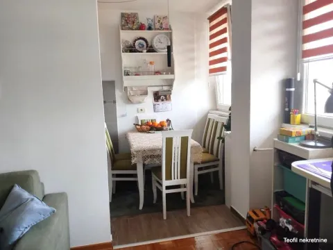 Prodaja, dvosoban stan, 52m², Novi Beograd Blok 21, Novi Beograd Sve Podlokacije - image 6