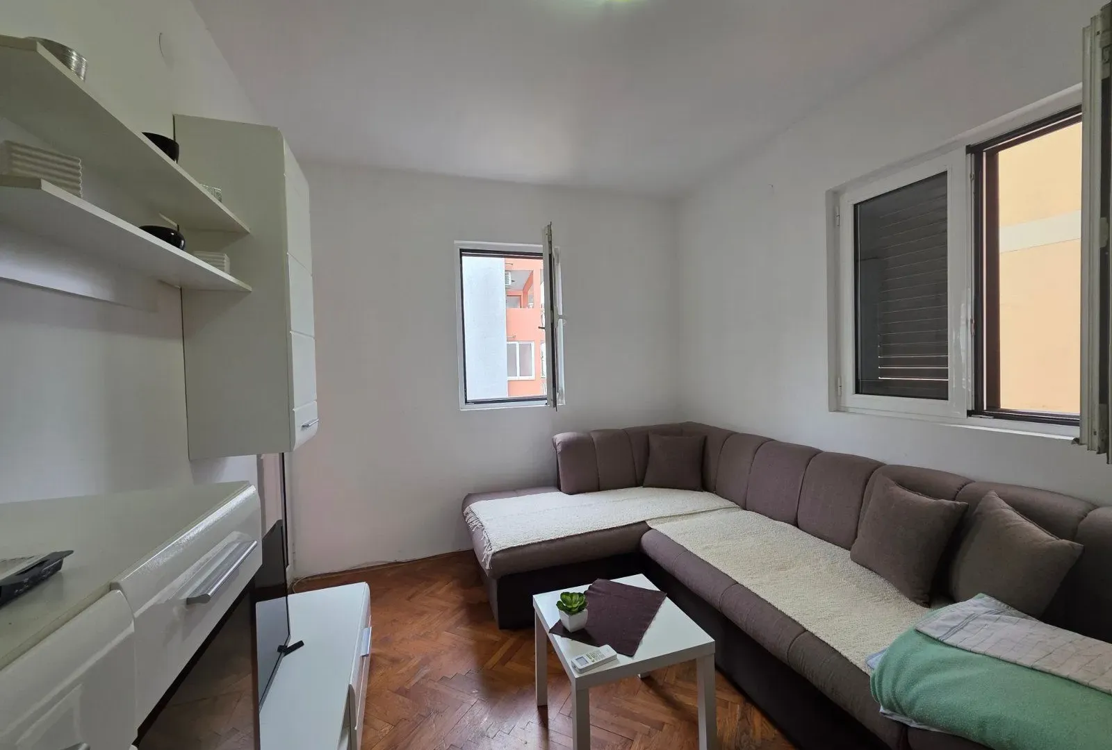 Rent, one bedroom apartment, 39m², Budva, Crna Gora