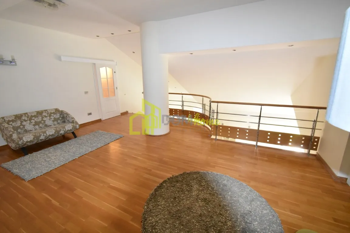 Prodaja, kuća, 212m², Donji Kokoti, Podgorica