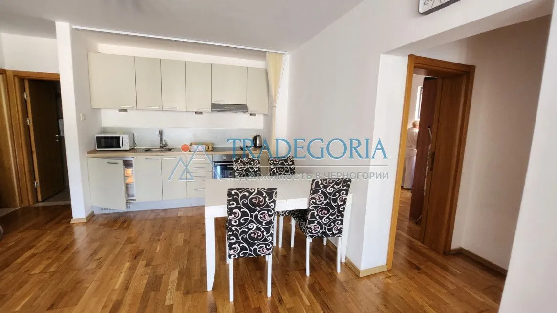Prodaja, dvosoban stan, 75m², Pržno, Budva