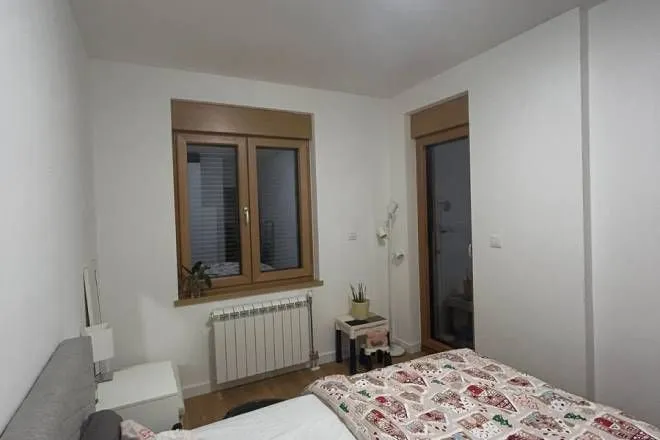 Prodaja, trosoban stan, 70m², Zemun Polje, Beograd