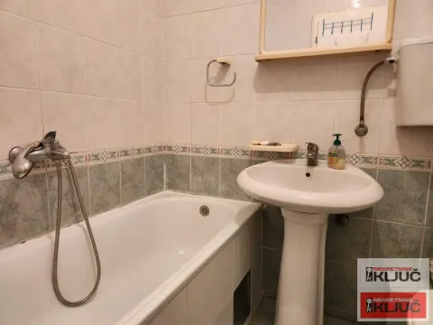 Izdavanje, jednosoban stan, 35m², Grbavica, Novi Sad Sve Podlokacije - image 11