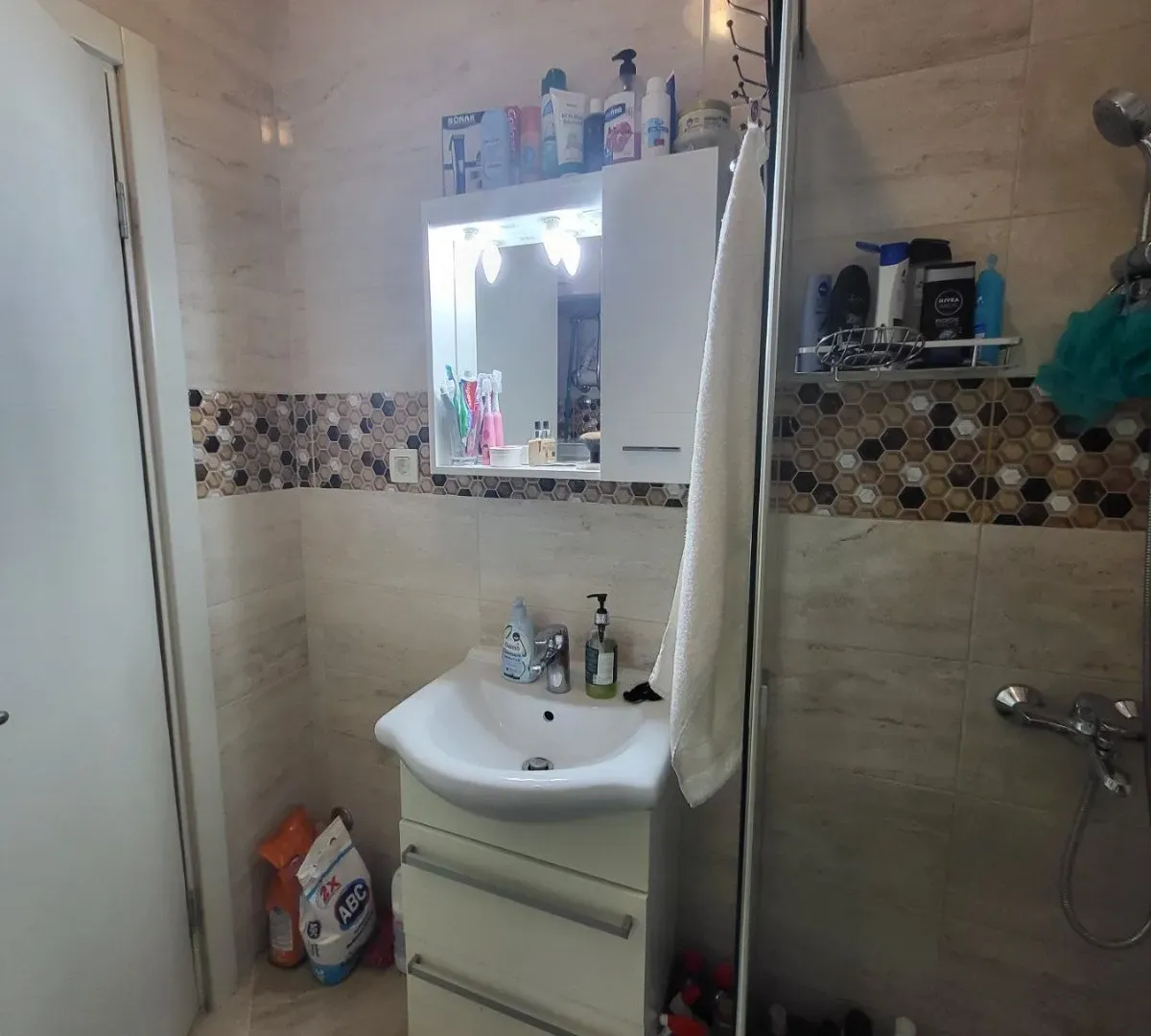 Sale, one bedroom apartment, 114m², Petrovac, Budva