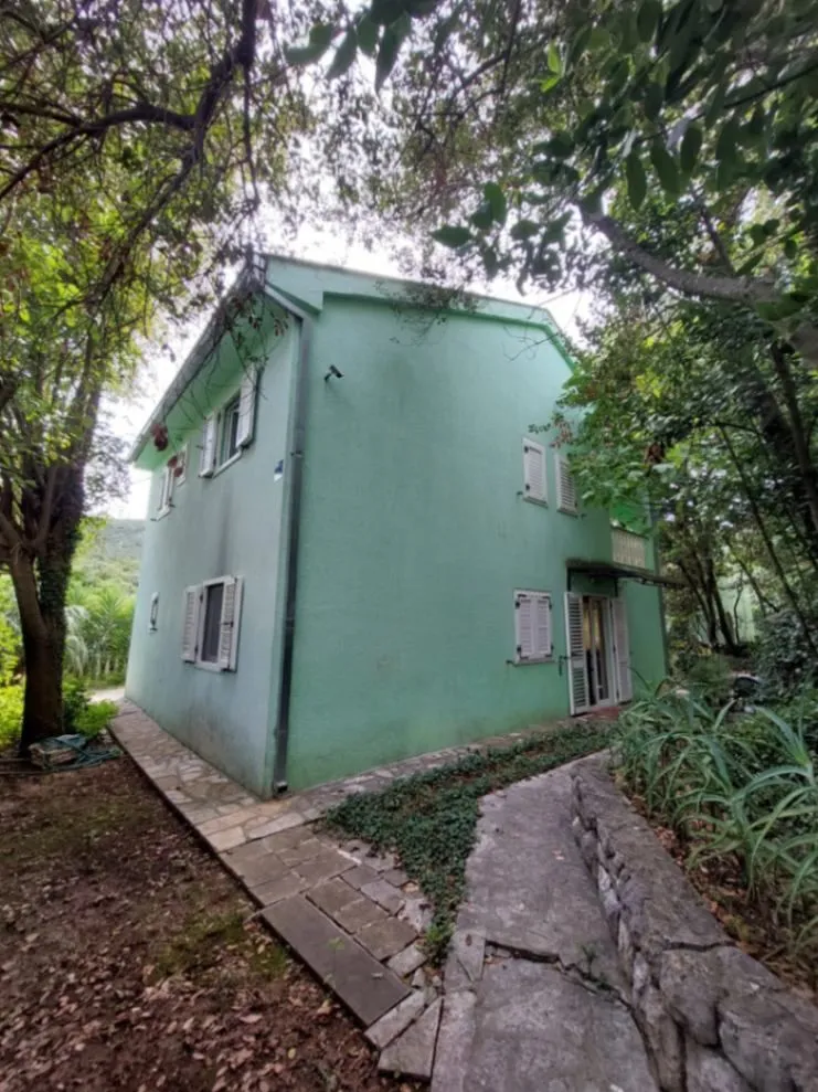 Prodaja, kuća, 150m², Krašići, Tivat