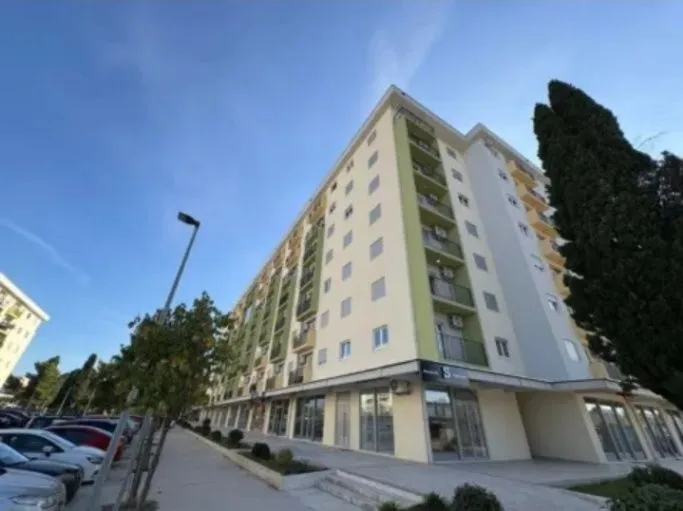 Prodaja, dvosoban stan, 58m², Pobrežje, Podgorica
