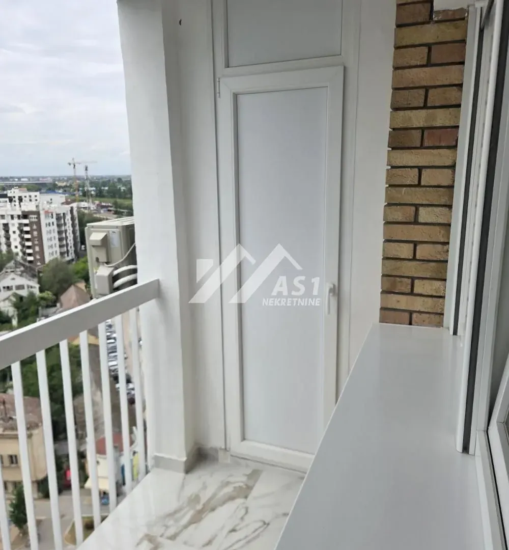 Izdavanje, trosoban stan, 68m², Kej, Novi Sad Sve Podlokacije