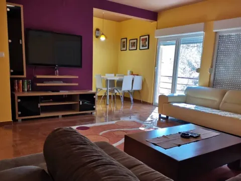 Sale, two bedroom apartment, 77m², Petrovac, Budva - image 12