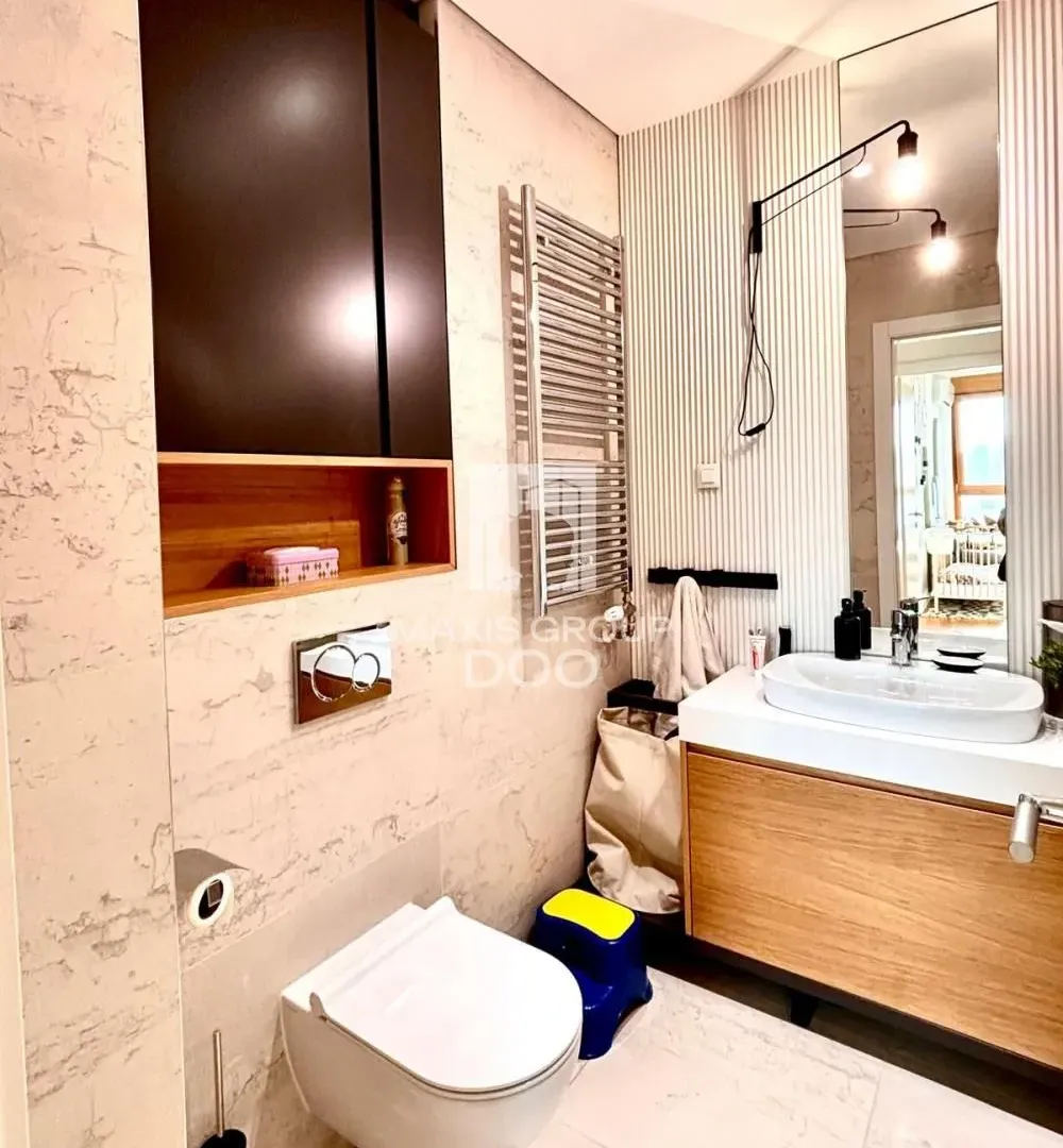 Prodaja, trosoban stan, 86m², Savski Venac, Beograd