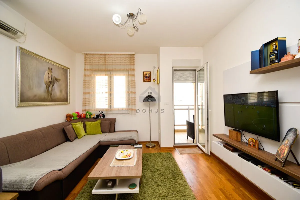 Izdavanje, jednosoban stan, 45m², City Kej, Podgorica