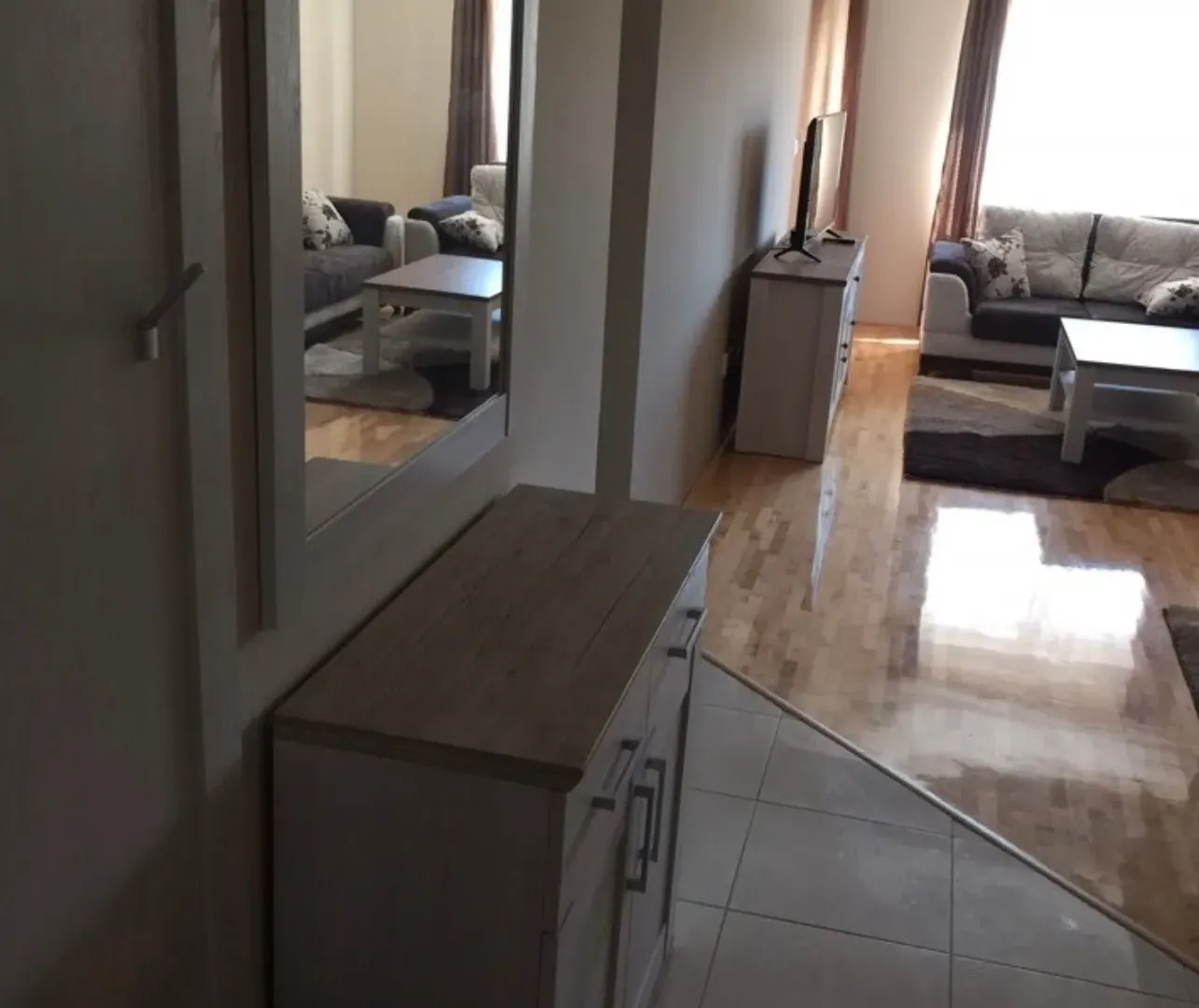 Izdavanje, dvosoban stan, 67m², Ljubović, Podgorica
