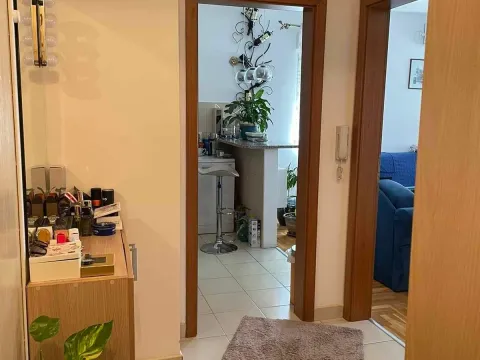 Prodaja, jednosoban stan, 52m², Zabjelo, Podgorica - image 12