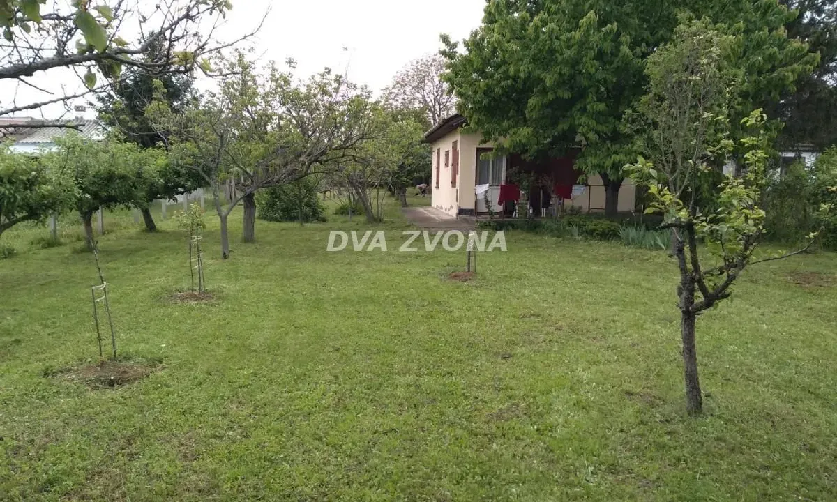 Prodaja, kuća, 42m², Čortanovci, Inđija