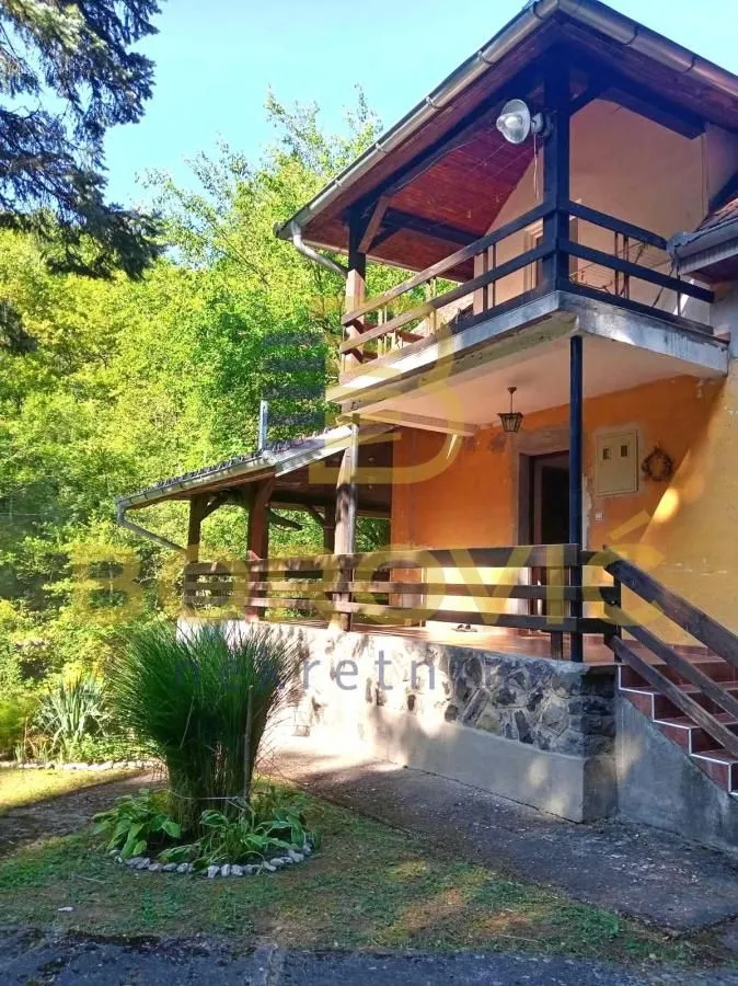 Sale, house, 190m², Kraljevo, Srbija
